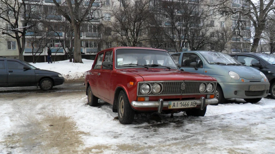 Lada 2103 3