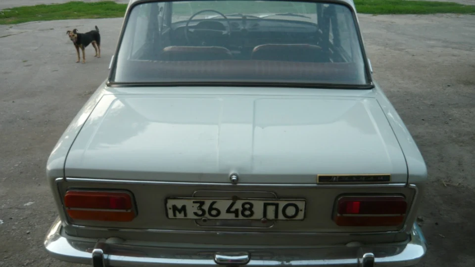 Lada 2103 4