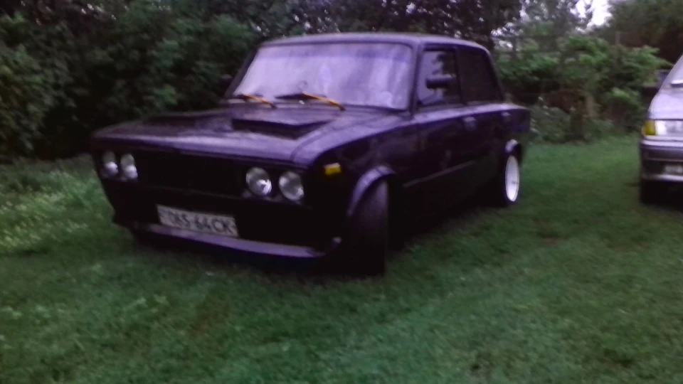 Lada 2103 2
