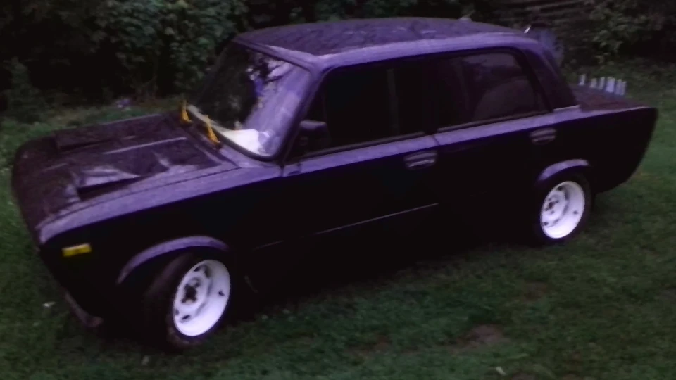 Lada 2103 3