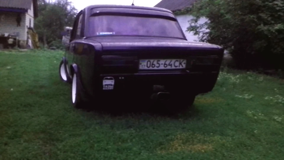 Lada 2103 5