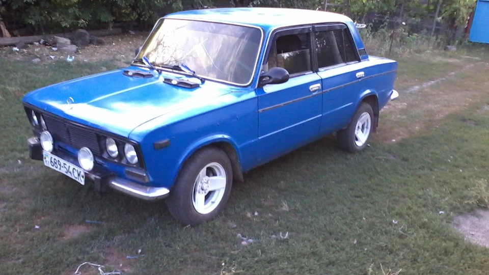 Lada 2103 2