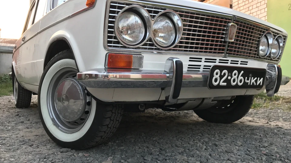 Lada 2103 2