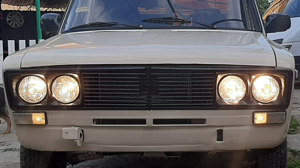 Lada 2103 3