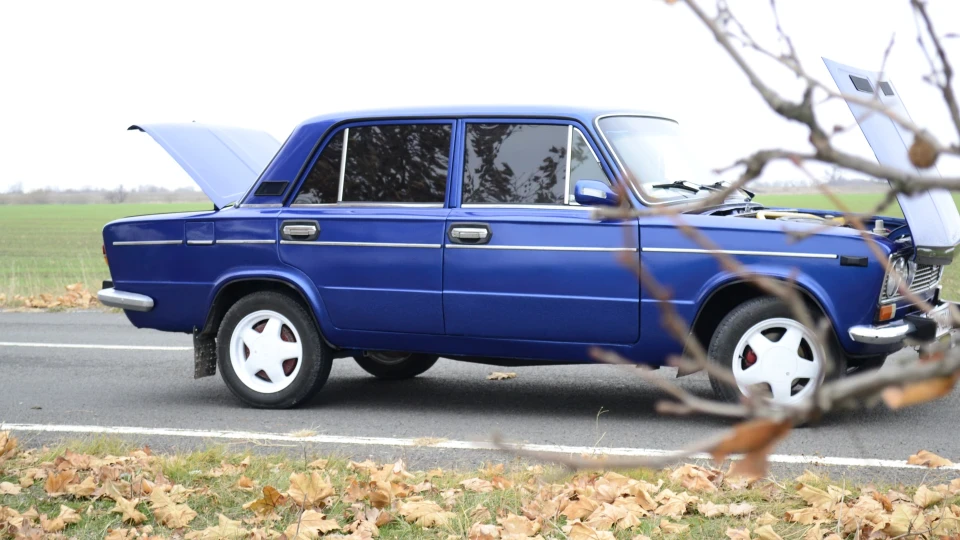 Lada 2103 2