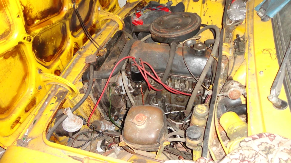 Lada 2103 4