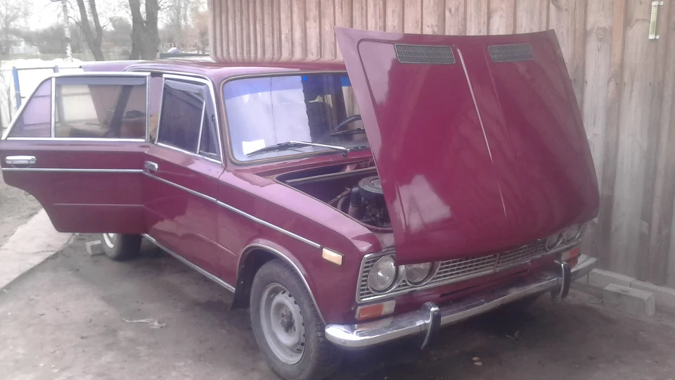 Lada 2103 3