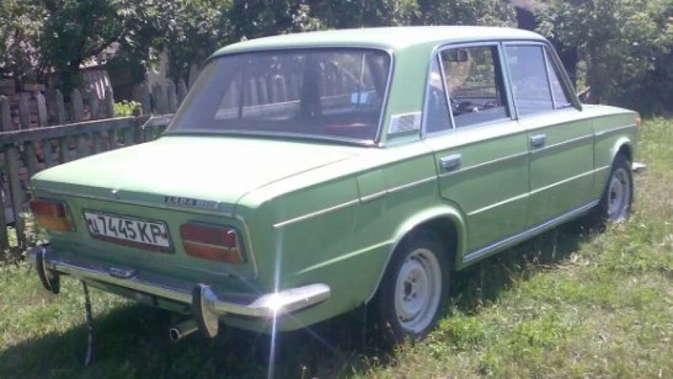 Lada 2103 2