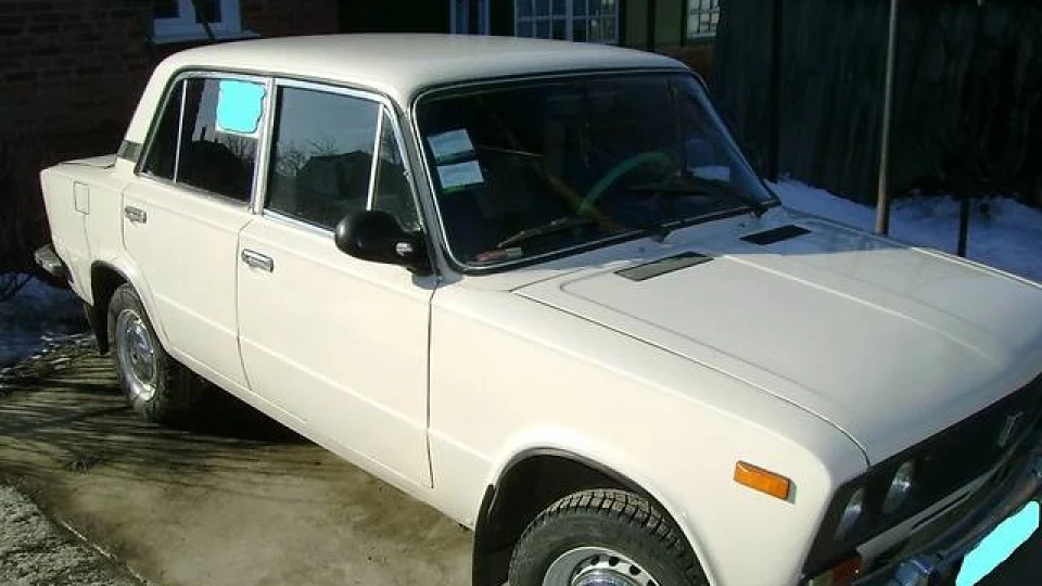 Lada 2103 3