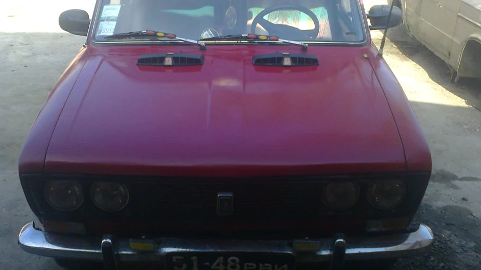 Lada 2103 4