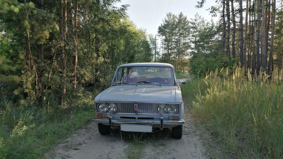 Lada 2103