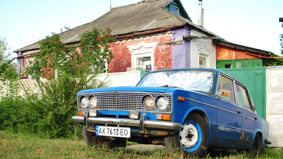 Lada 2103 5