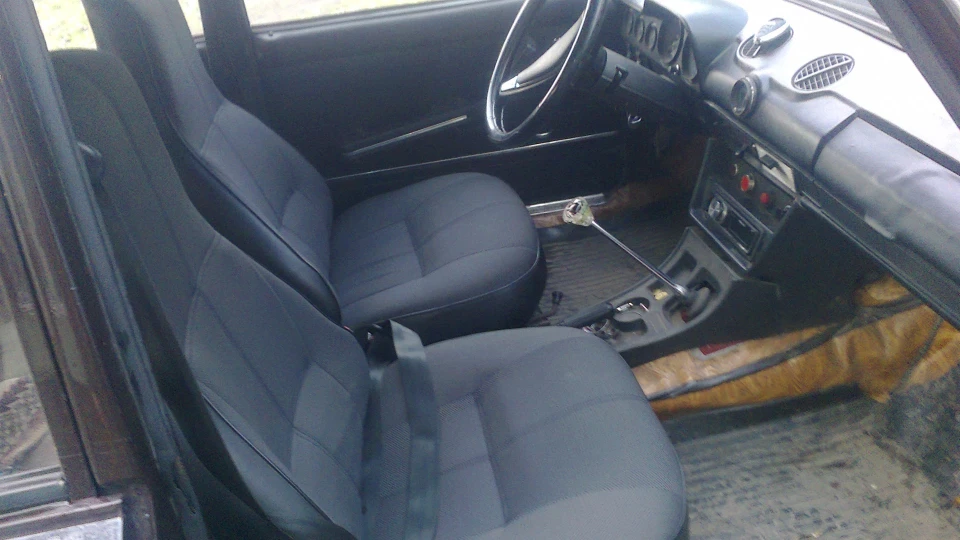 Lada 2103 2