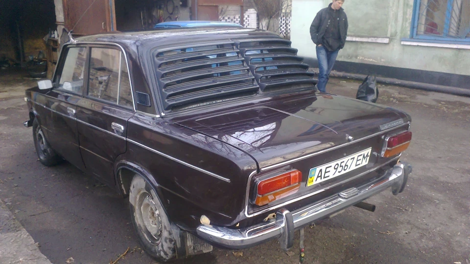 Lada 2103 3