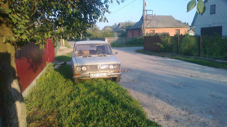 Lada 2103 5