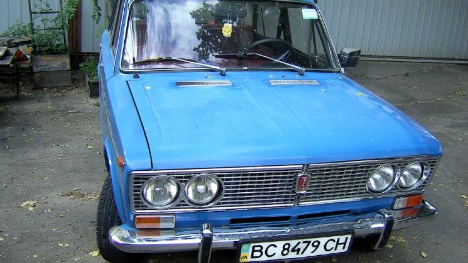 Lada 2103 2