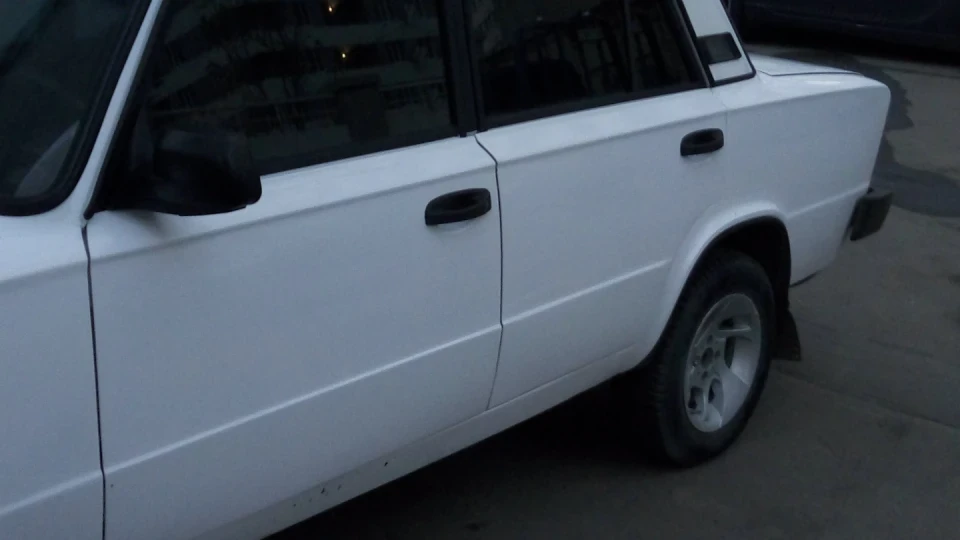 Lada 2103 2