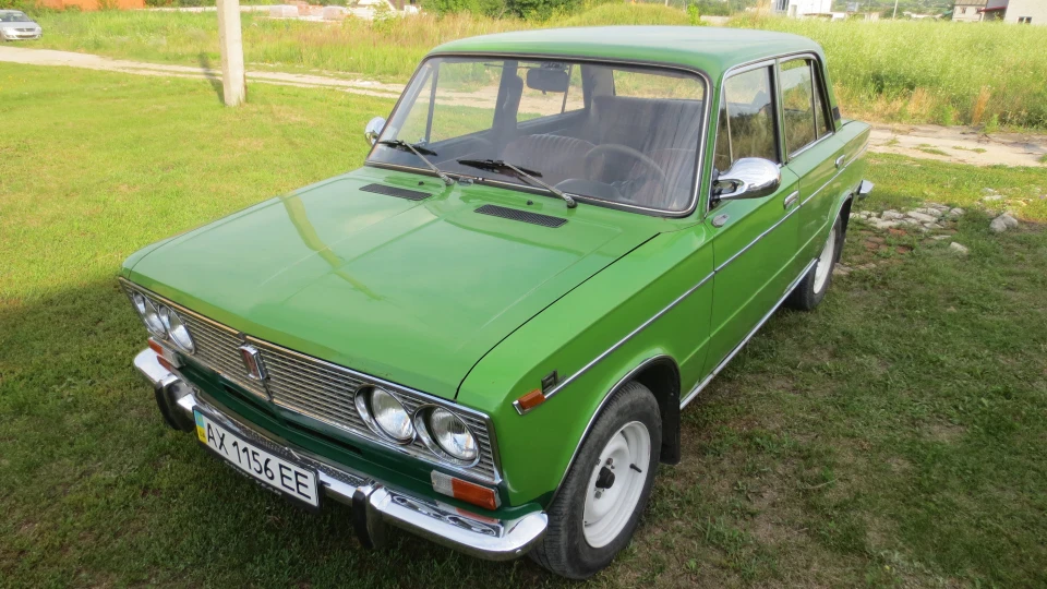 Lada 2103 2