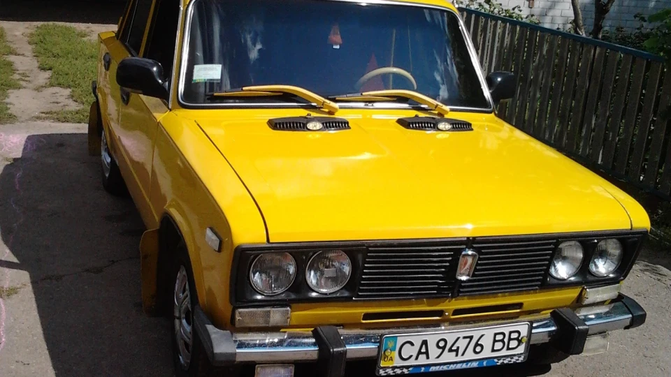 Lada 2103 2
