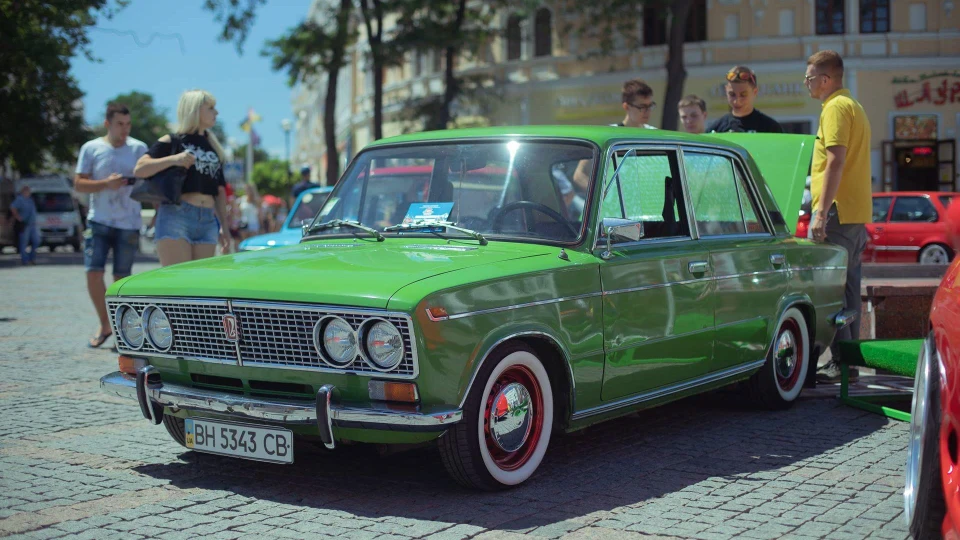 Lada 2103 2