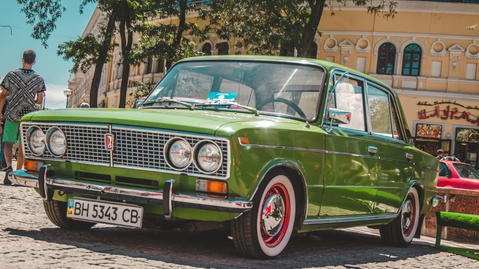 Lada 2103 3