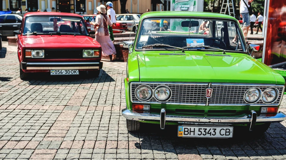 Lada 2103 5