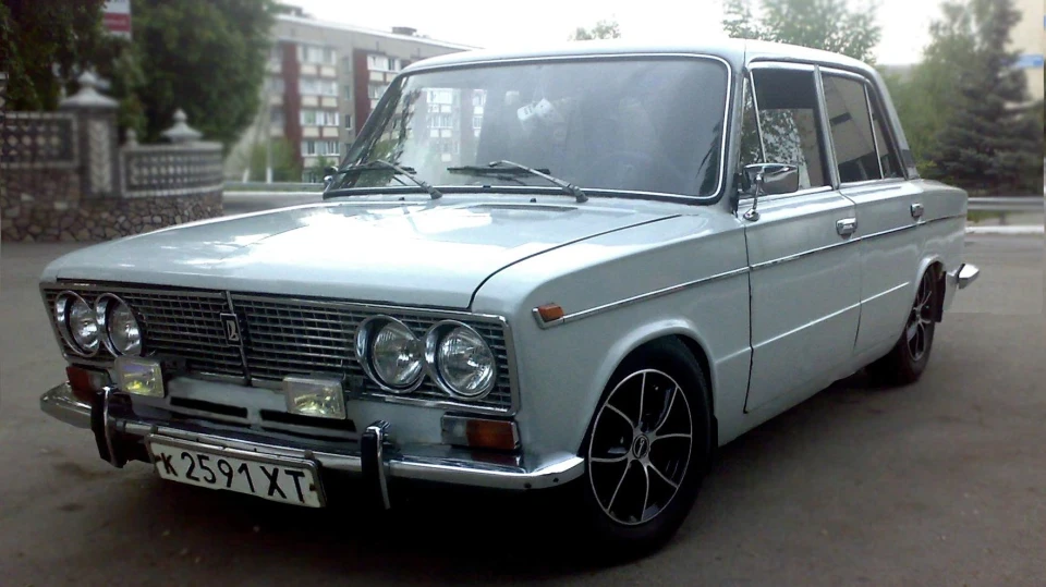 Lada 2103 1.6 4