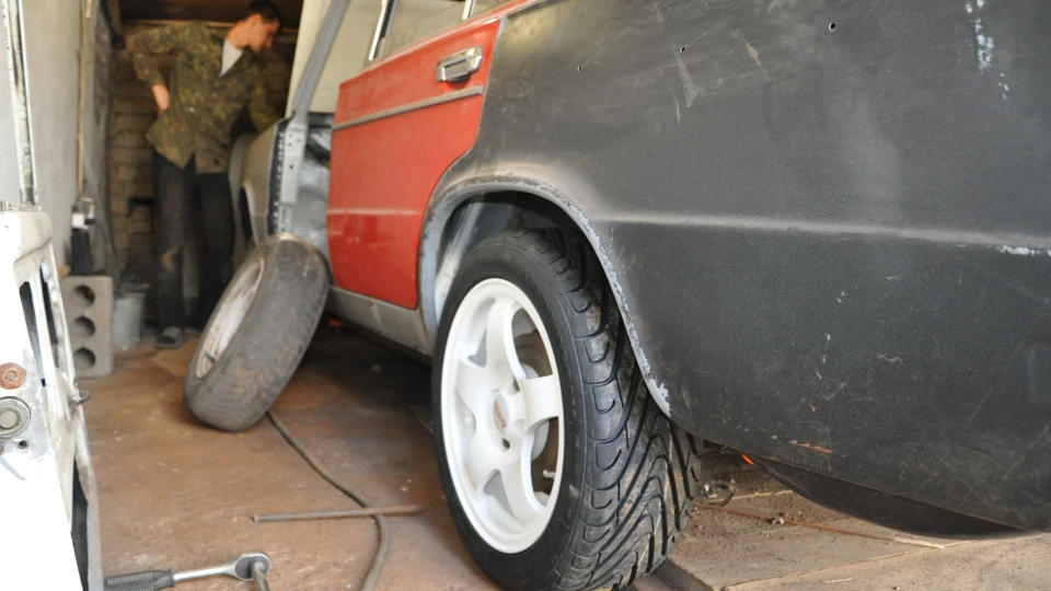Lada 2103 16v 5