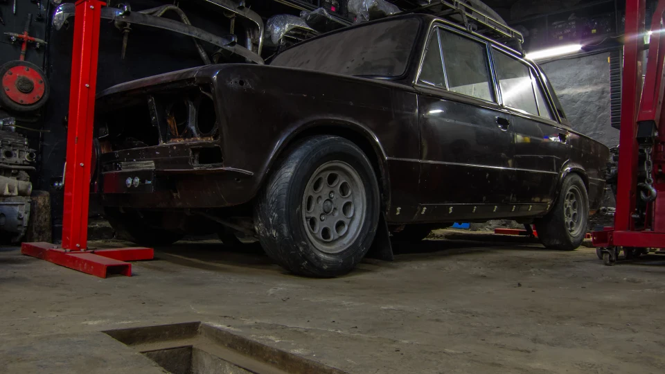 Lada 2103 1981 v2.0 2