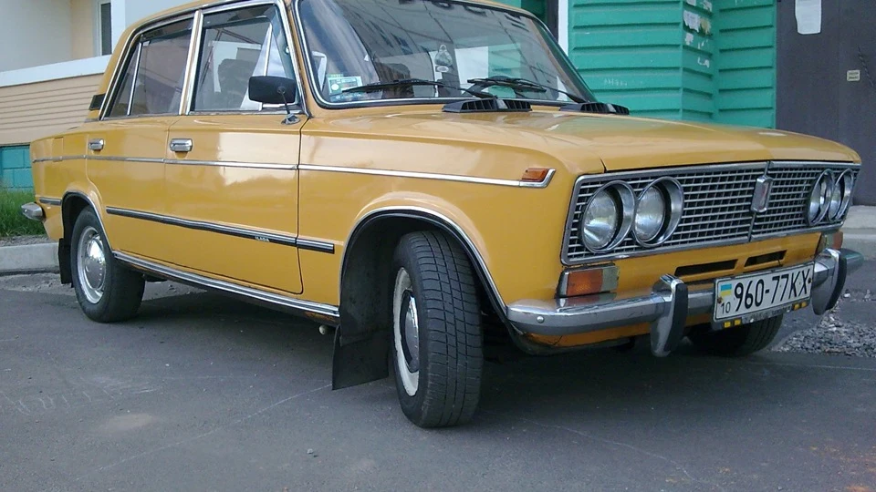 Lada 2103 76' 3