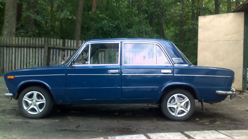 Lada 2103 Батіна трійка