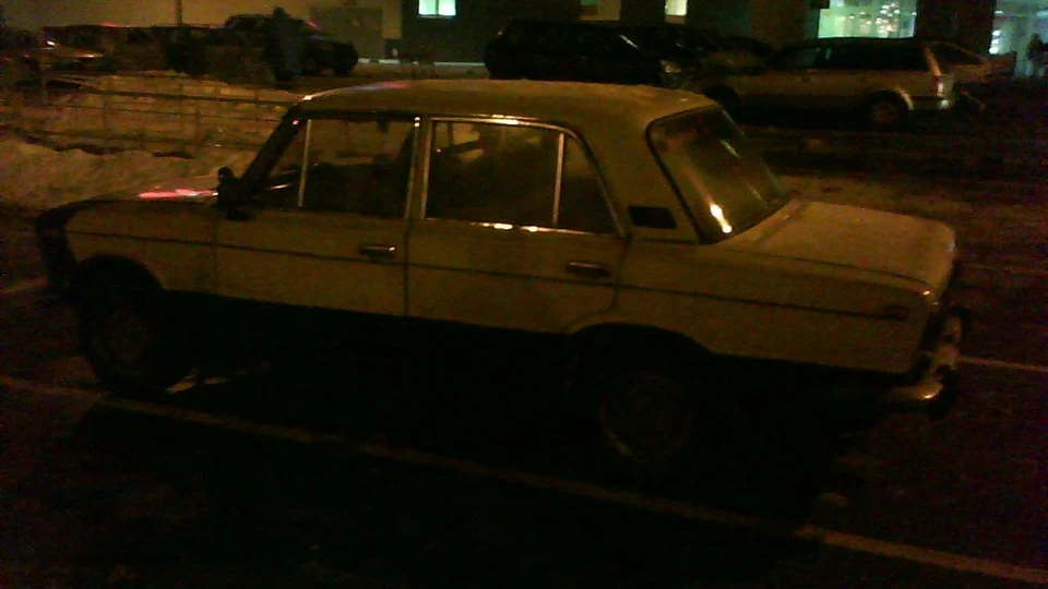 Lada 2103 Біло-чорно-іржава 3