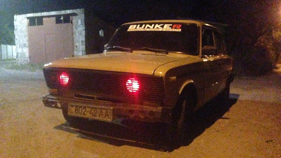 Лада 2103 бежевий 1.7 тайга 2
