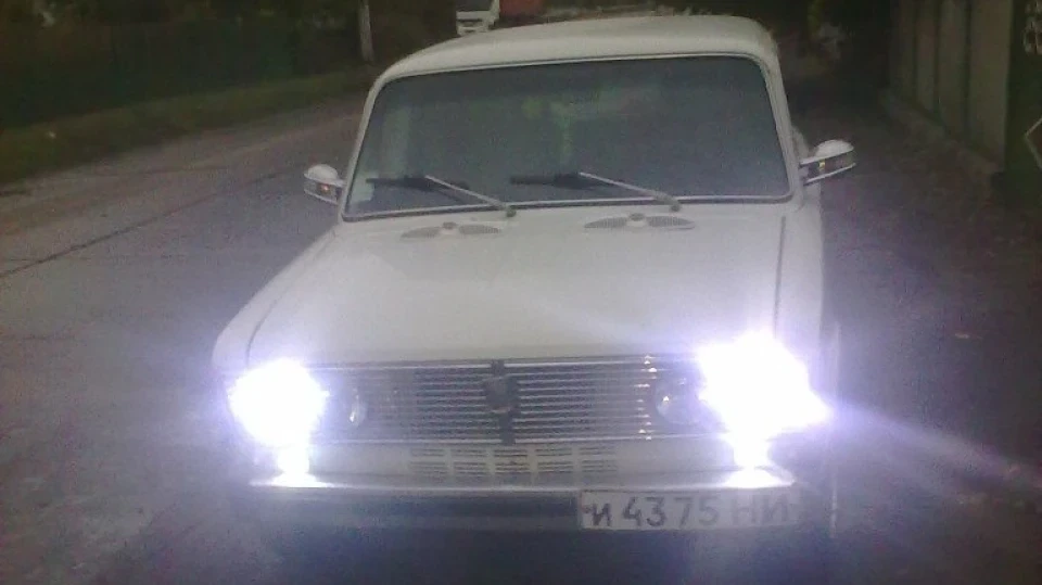 Lada 2103 Бадьора трійка) 2