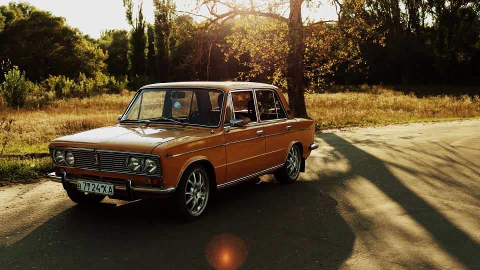 Lada 2103 California 5