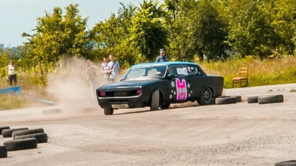 Lada 2103 CHALLENGER 2