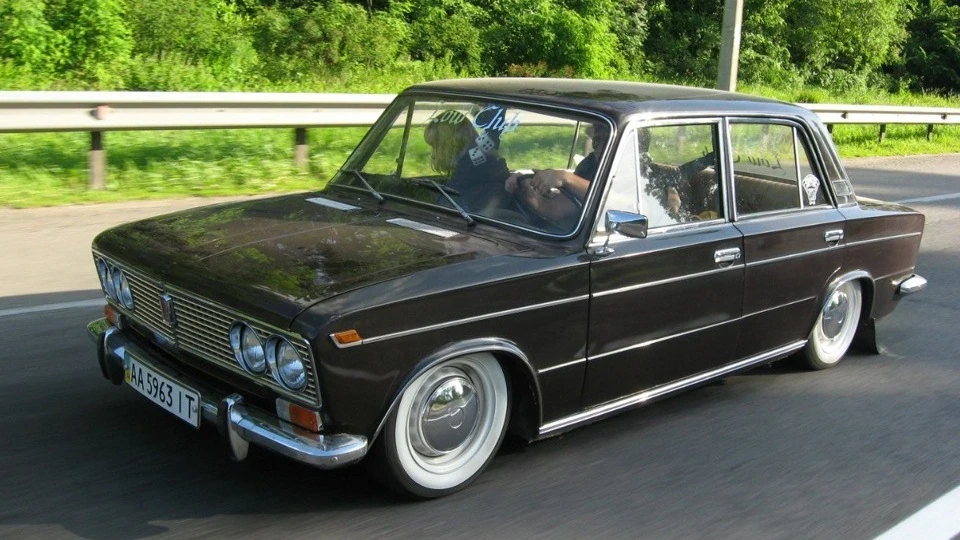 Lada 2103 Chocolate 2