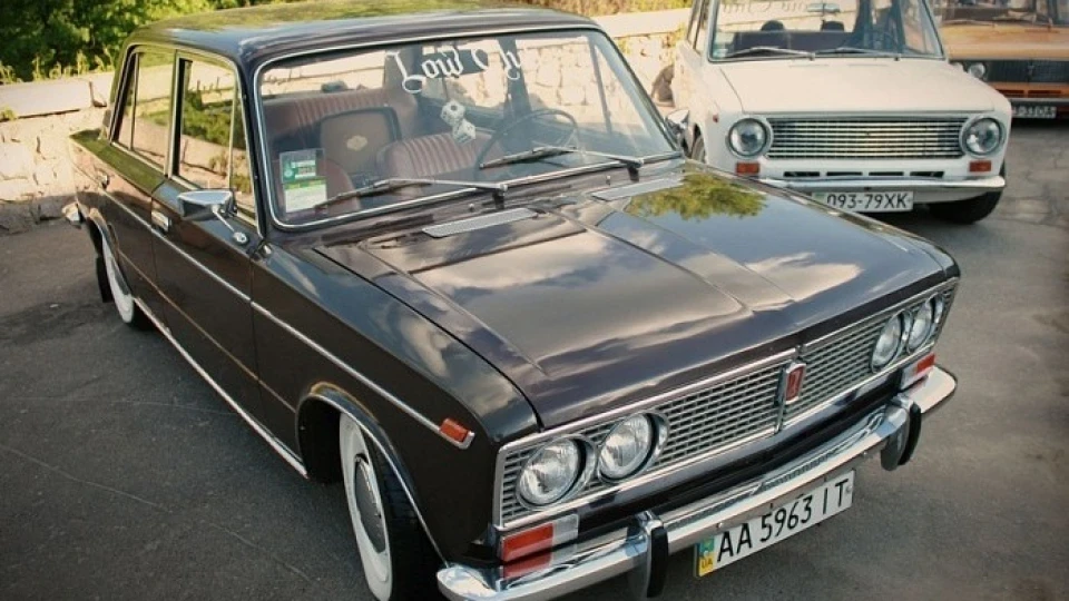Lada 2103 Chocolate 4