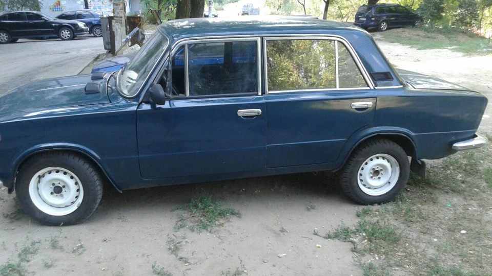 Lada 2103 Колір мурена 1,6 3