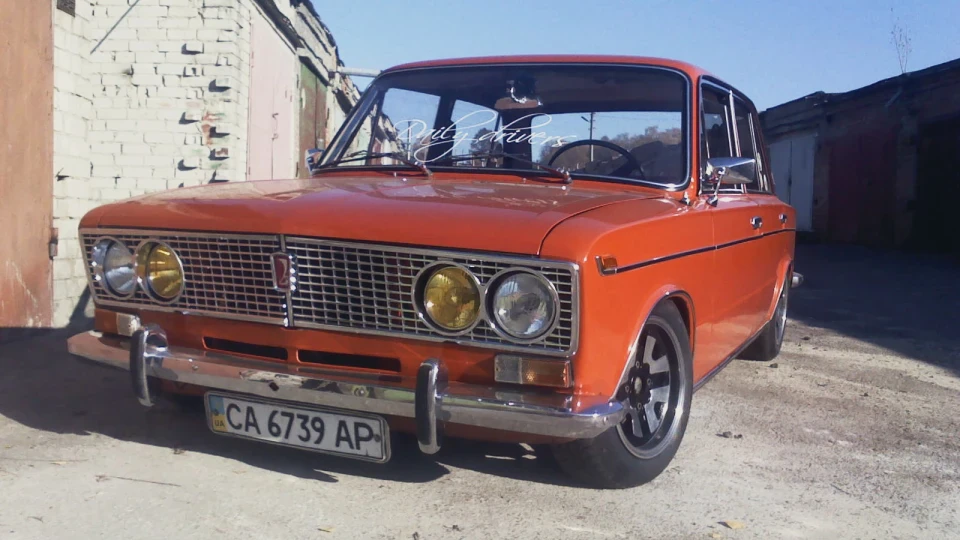 Lada 2103 Daily Driver 4