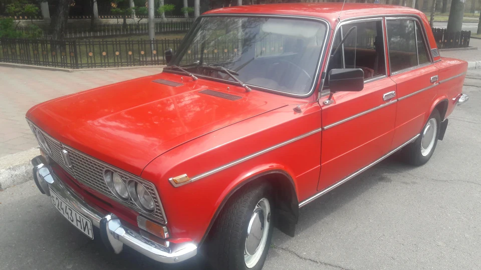 Lada 2103 Яскрава 2
