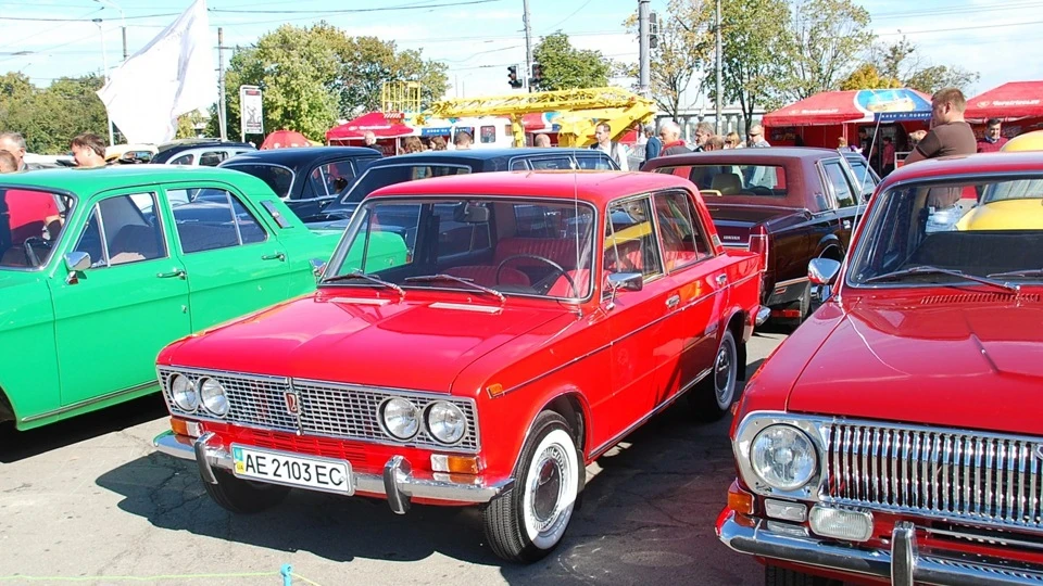 Lada 2103 Іграшка 5