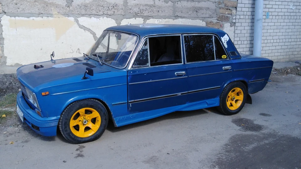 Lada 2103 Корчина