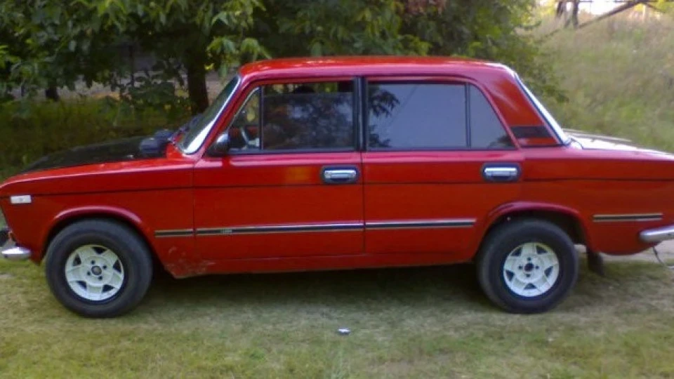 Lada 2103 червона бестія 2