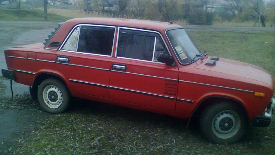 Lada 2103 червоний 2