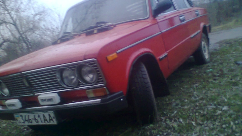 Lada 2103 червоний 3