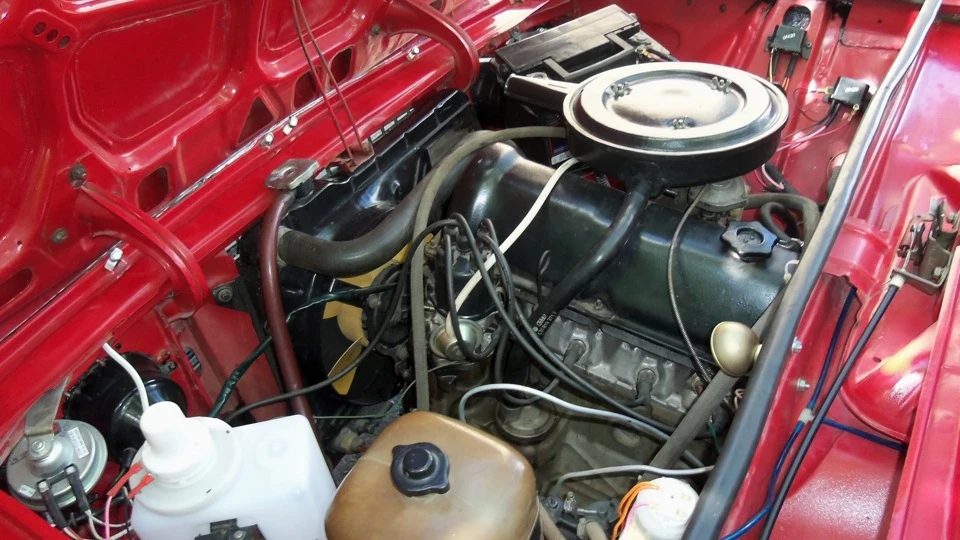 Lada 2103 Lada in red 5