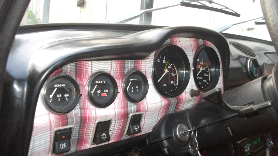 Lada 2103 LauRa 4