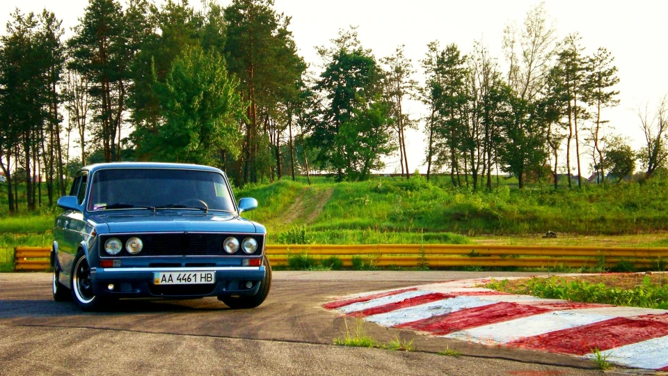 Lada 2103 Legend 2