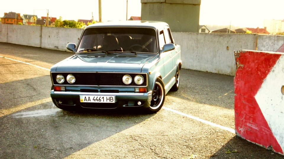 Lada 2103 Legend 3